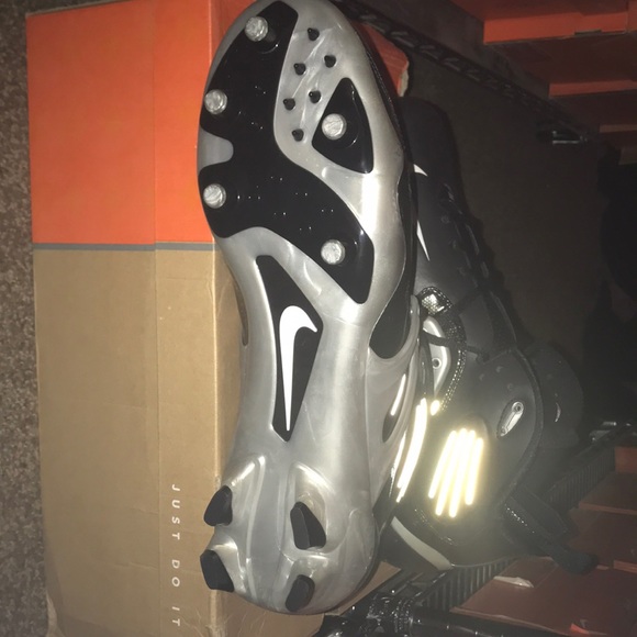 New box mens Nike air zoom apocalypse IV black white football cleats 310962 011